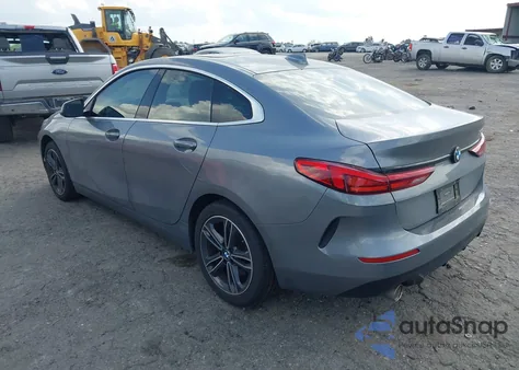 2022 BMW 228 Gran Coupe I Sdrive z USA, uszkodzony, nr VIN WBA53AK04N7L41428